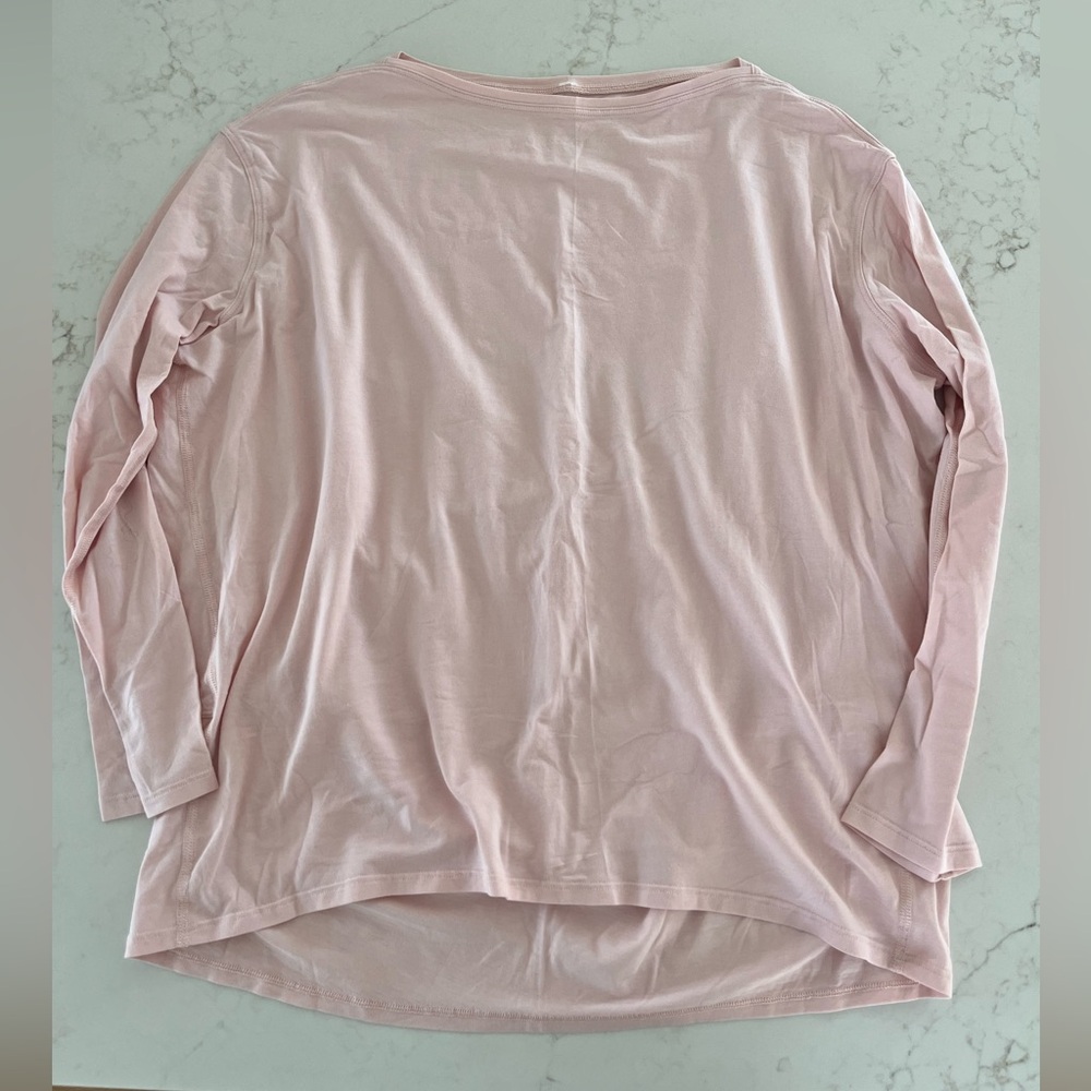 Lululemon back in action long sleeve